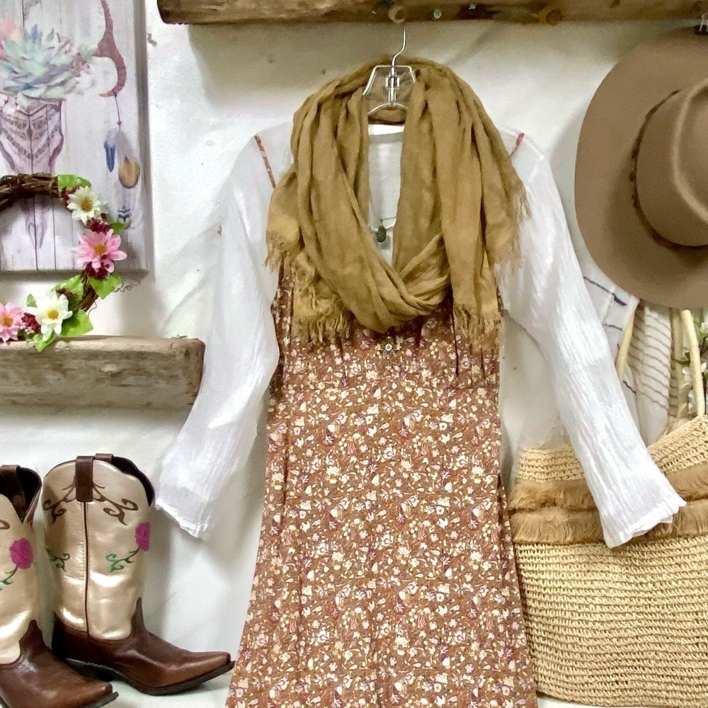 Gauzy boho prairie scarf/neck wrap w farmhouse country vibe